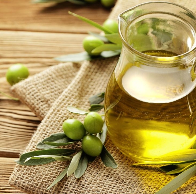 Tradycja i nowoczesność: Odkryj sekrety wysokiej jakości oliwy z oliwek Katolik Group